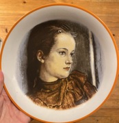 Talerzyk Dziewczynka w czerwonej sukience Stanisław Wyspiański 