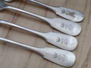 POSREBRZANE WIDELCE CHRISTOFLE FRANCJA MONOGRAM KORONA KRÓLEWSKA 1874-1877r