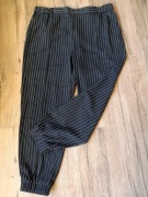 Czarne plus size spodnie w prążek r.52/54 XLNT dodatek wiskozy.