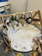 Mata edukacyjna drewniany baby gym 