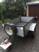 Przyczepa samochodowa 