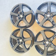 Felgi Borbet 5x108 18" ET50 otwór 60,1mn 8Jx18H2