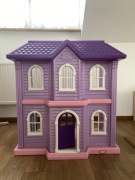 Domek dla lalek ;little tikes