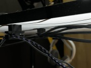 Uchwyt na kable do biurka 6mm