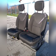 OKAZJA Przednie fotele plastiki renault Clio 2017 