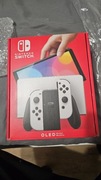 Nintendo Switch Oled konsola + Etui, Dodatkowe joycony, karta pamięci 32GB
