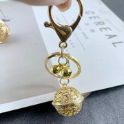 Breloczek złoty z dzwoneczkiem