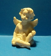 figurka ceramiczna - Aniołek siedzący mały