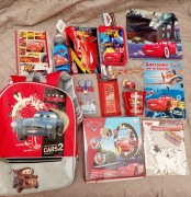 Zestaw CARS aura Disney 13 rzeczy/ plecak zegar puzzle piórnik bidon itd. 