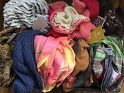 Jesienne Chusty Szale Szaliki Kominy Paczki mix odzieżowy