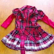 śliczna sukienka w kratę -rozmiar 74/80cm