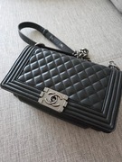 Torebka skórzana na łańcuszku