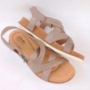 Sandały Clarks 37 beżowe taupe skóra naturalna płaskie