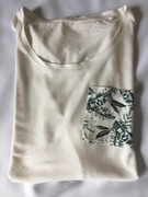 Esmara. Cienka lejąca bluzeczka z modalu, koronka na rękawach