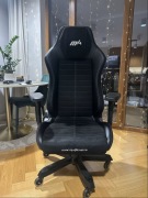 Fotel gamingowy DxRacer Master