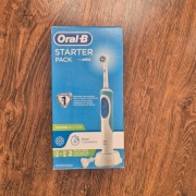 Szczoteczka elektryczna Oral-B Vitality niebieska 