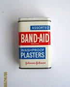 Blaszane pudełko Assorted band - aid washproof plasters