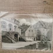 Stara pocztówka przedstawia historyczny budynek w Bad Orb