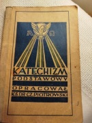    Stary eksponat ,,Katechizm Podstawowy "z 1962 r