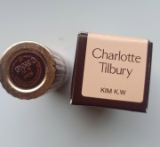 Charlotte Tilbury kim K. W pomadka