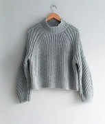 H&M krótki sweter z wełną bufiastymi rękawami