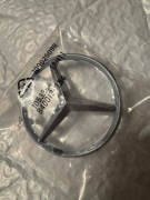 Znaczek emblemat Mercedes na airbag na kierownicę 57 mm big pin.