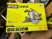 Zestaw nowych elektronarzędzi akumulatorowych RYOBI i BOSCH