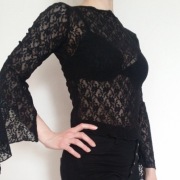 Czarna koronkowa bluzka goth rozszerzane rękawy