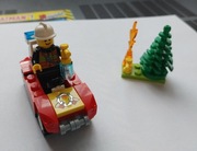 LEGO 30338 SAMOCHÓD STRAŻACKI - dodatek do czasopisma Kaczor Donald 10/2017