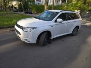 Mitsubishi Outlander 2.0 hybryda PHEV