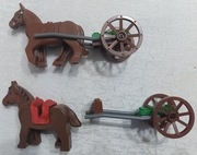 Figurki LEGO 2 koniki z dodatkami - używane