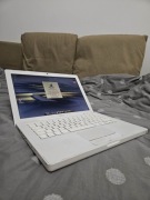 Klasyk Apple MacBook White 13" (Early 2008) | Core 2 Duo | Snow Leopard BCM
