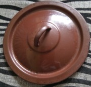 Pokrywka stalowa emailowana o średnicy 20 cm