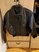 Skóra, kurtka czarna L