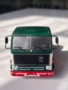Model IXO Models 1:43 ciągnik siodłowy Volvo -F89