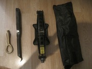 Chrysler Cruiser PT lewarek podnośnik ucho etui