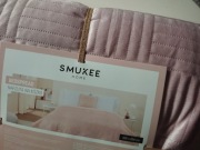 Narzuta kapa welurowa dekoracyjna SMUKEE różowa przeszywana 220x200cm 