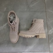 DeeZee Beżowe botki płaskie 38 Henri Nr 1099P-22 BEIGE PU Nowe