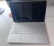 bardzo cienki laptop HP ENVY 13-ba1003nw na studia