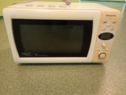 Kuchenka mikrofalowa Panasonic 