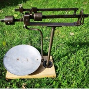 Waga vintage, zabytek prl 