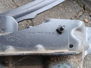 Prawy Zawias Maski Land Rover Range Rover Velar L560 LR111644 J8A216800AF