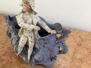 Elegancka Francuska Rzeźba z Porcelany Biscuit XVIIIw