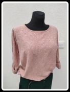Pastelowy sweter z ozdobami George 40 L