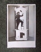 Kobieta kominiarz portret piec