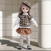 Lalka 30 cm z ruchomymi częściami ciała