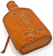 Szklana piersiówka w skórze kieliszek ZAKOPANE lata 70 - 80 pamiątka PRL