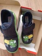 NOWE KAPCIE SUPERFIT ROZMIAR 26