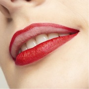 Konturówka do ust Mary Kay - kolor czerwony