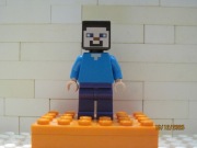 Lego minecraft figurka: steve, używany, pęknięte ramię.